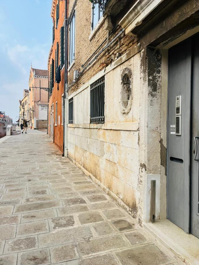 Ca' Tintoretto Venecia Exterior foto